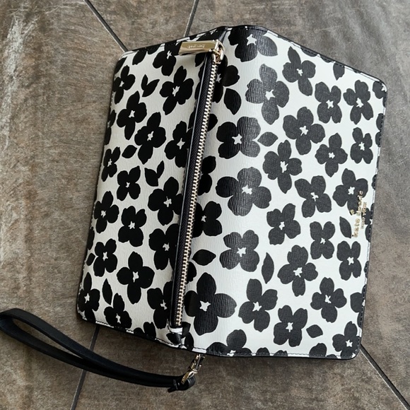 Kate Spade Darcy Clutch wallet wristlet graphic multi - Picture 5 of 16